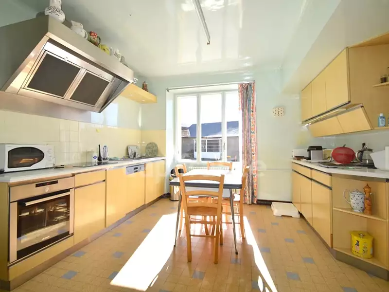 Maison, 170 m²