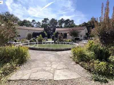Maison, 800 m²