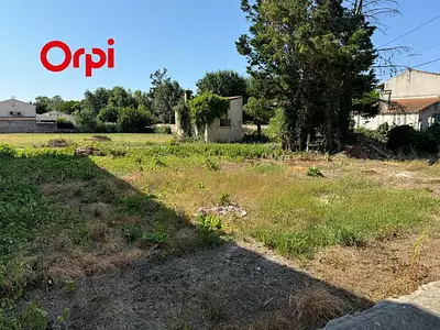 Terrain, 302 m²