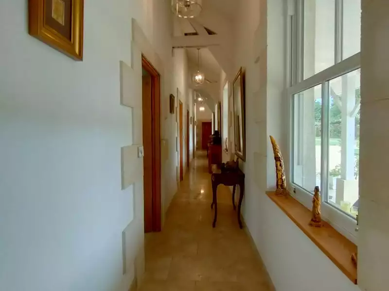 Maison, 280 m²