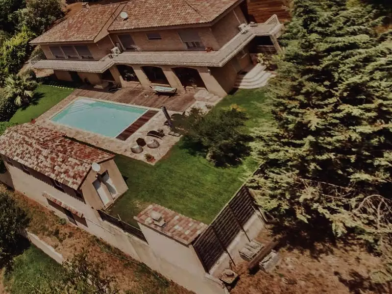 Maison, 300 m²