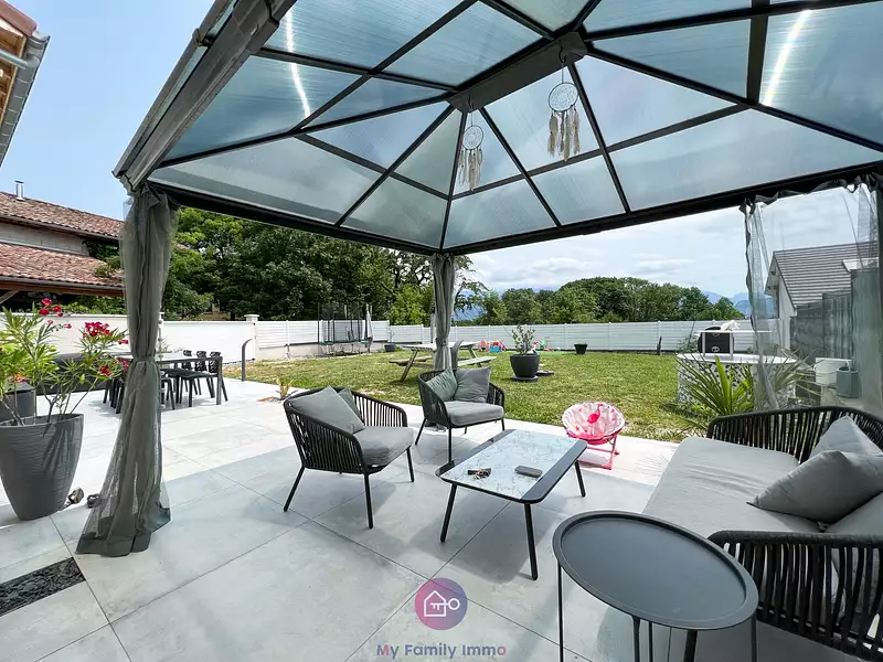 Maison, 151,8 m²
