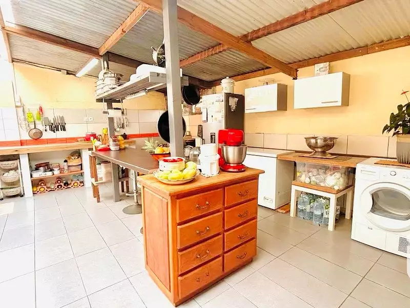 Maison, 184 m²