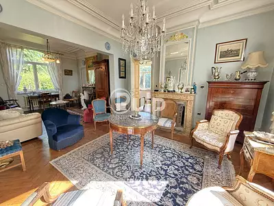 Maison, 232 m²