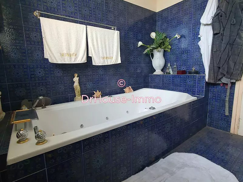 Maison, 320 m²