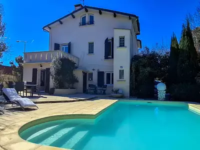 Maison, 210 m²