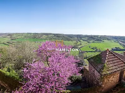Maison, 325 m²