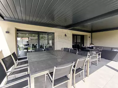Maison, 178 m²