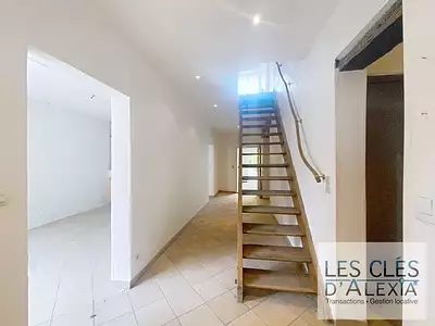 Maison, 151 m²