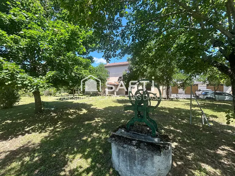 Maison, 180 m²