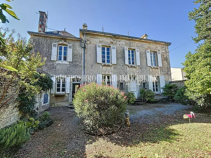 Maison, 241,48 m²