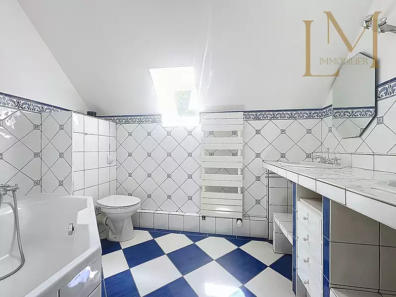 Maison, 160 m²