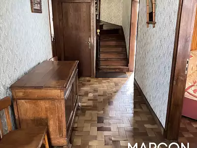 Maison, 195 m²