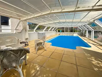 Maison, 210 m²