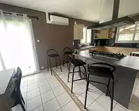 Maison, 176 m²