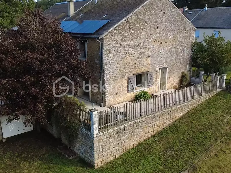 Maison, 180 m²