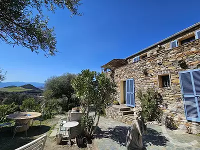 Maison, 143 m²