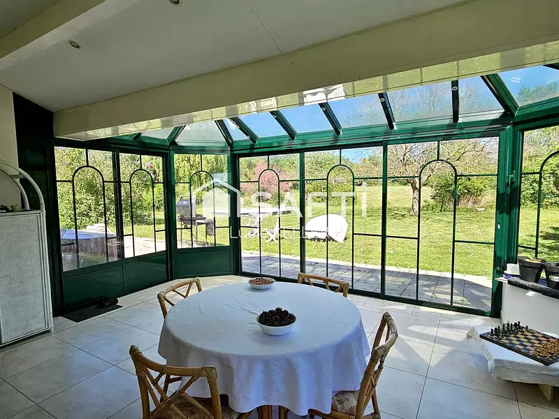 Maison, 230 m²