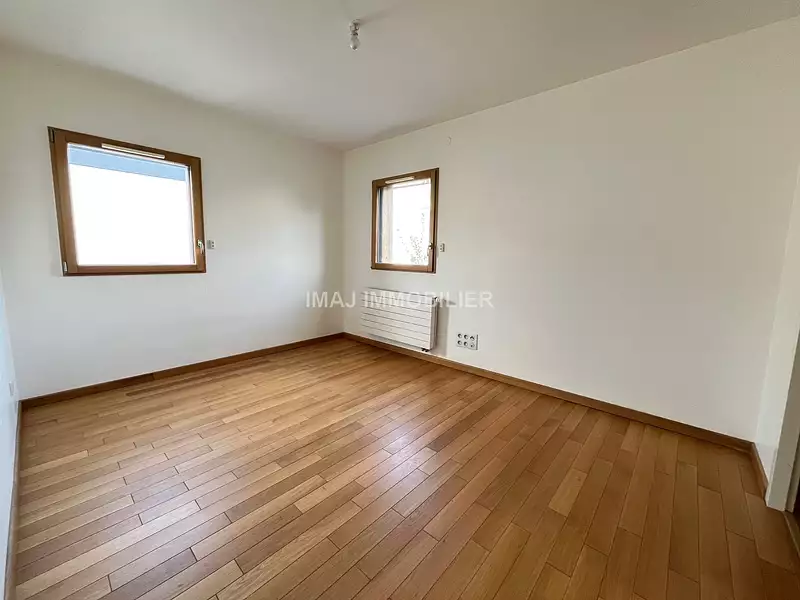 Maison, 105,6 m²