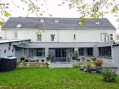 Maison, 221 m²