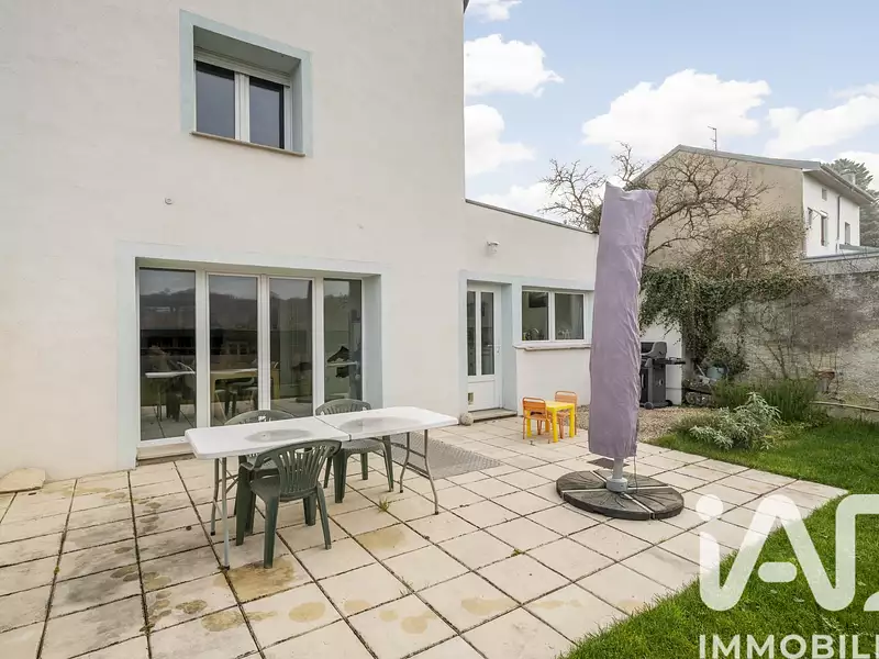 Maison, 253 m²