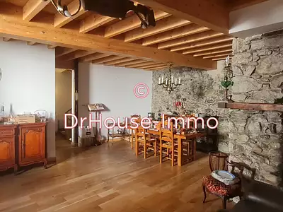 Maison, 148,59 m²