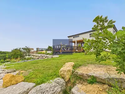 Maison, 180,8 m²