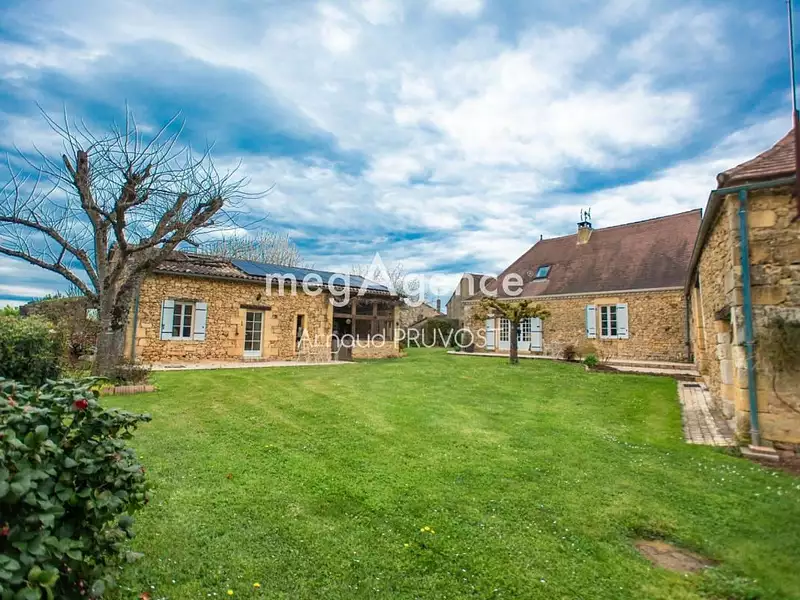 Maison, 214 m²