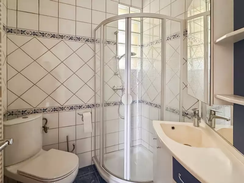 Maison, 184 m²