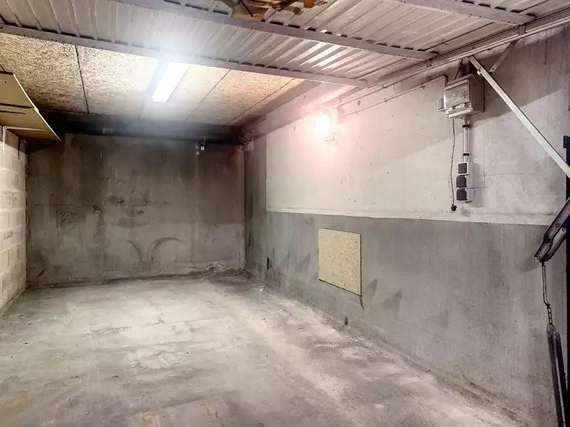 Parking, 14 m²