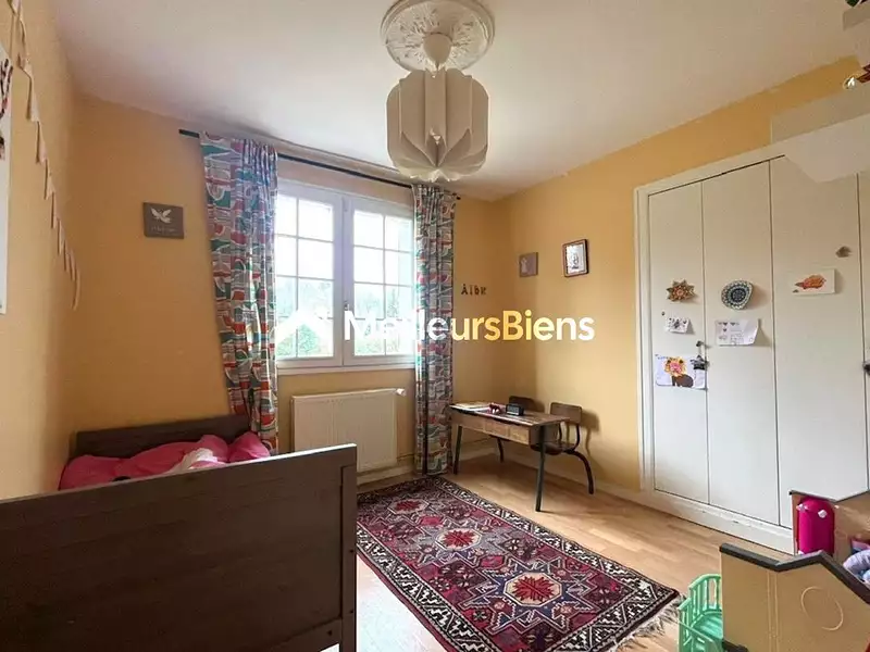 Maison, 230 m²