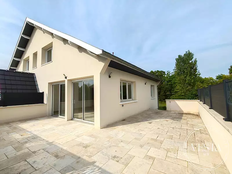 Maison, 183,65 m²