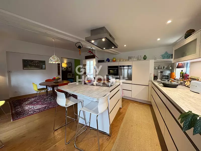 Maison, 224 m²