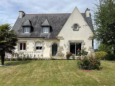 Maison, 163 m²