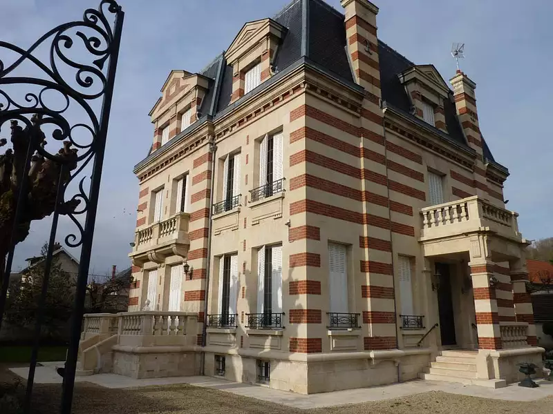 Maison, 352 m²