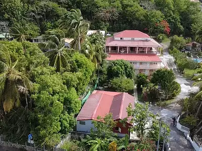 Immeuble, 648 m²