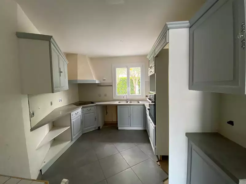 Maison, 99 m²