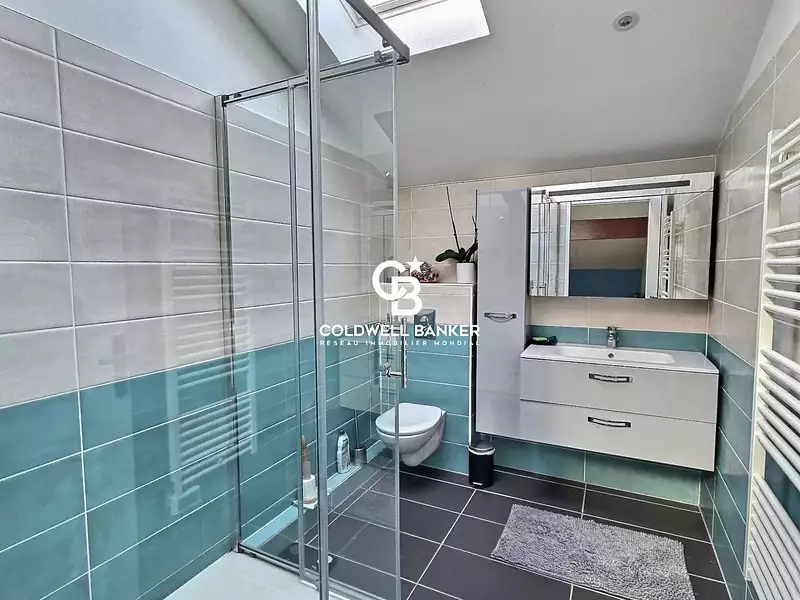 Maison, 175 m²
