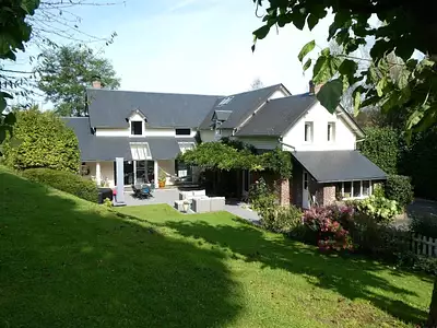 Maison, 255 m²