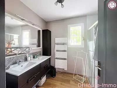 Maison, 203 m²