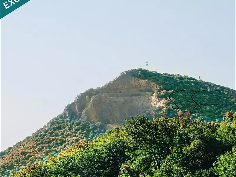 Terrain, 3 566 m²