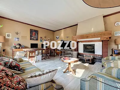 Maison, 230 m²