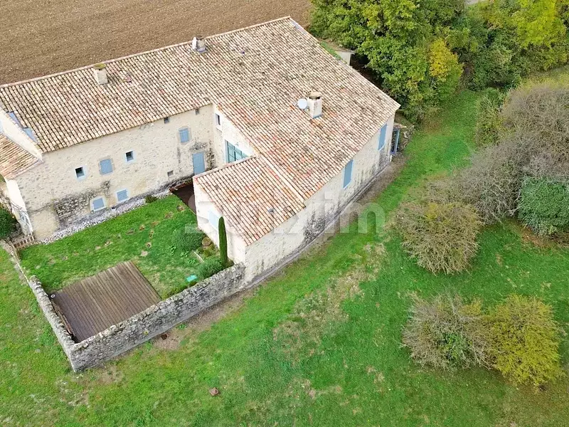 Maison, 312 m²