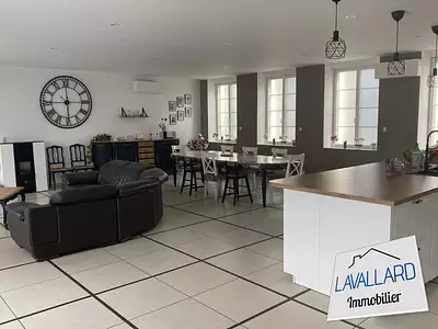 Maison, 350 m²