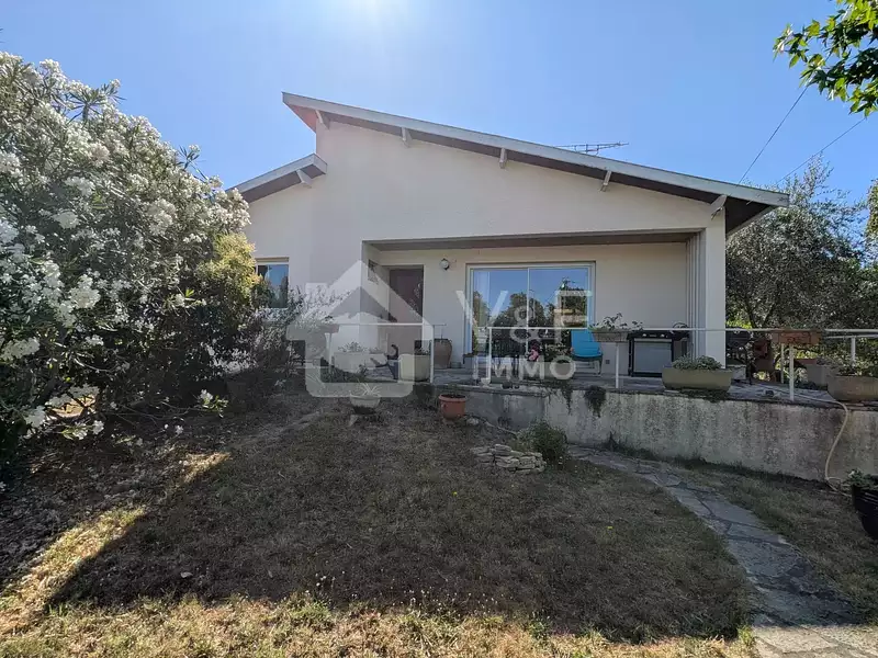 Maison, 93 m²