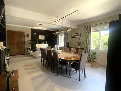 Maison, 220 m²