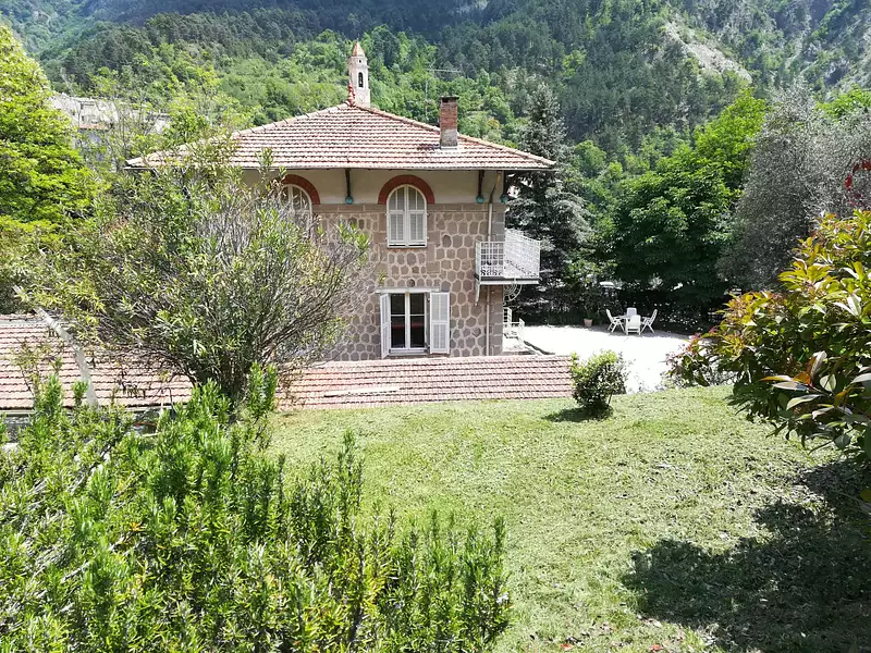 Maison, 169 m²