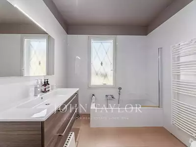 Maison, 300 m²