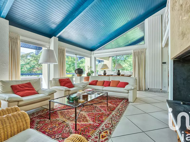 Maison, 220 m²