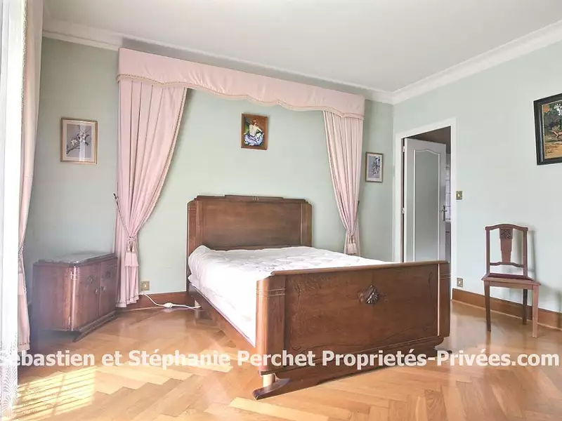 Maison, 229 m²